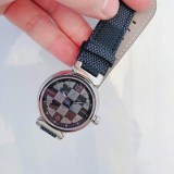 入手困難品！ルイヴィトン 時計  タンブール ストリート ダイバー  33mm vuf99901