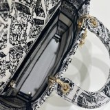 ★日本!!人気！レディディオール コピー LADY D-LITE ミディアムバッグ M0565OOMPM041