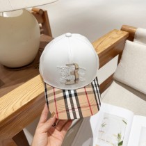 【限定カラー】 バーバリー  キャップ 偽物