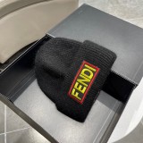 新色登場☆  フェンディ ニット帽 コピー