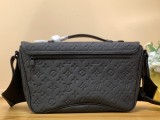 ★日本!!人気！ ルイヴィトン メンズ ショルダーバッグ コピーM46685