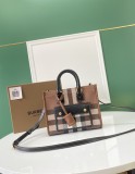 お洒落 バーバリー メンズ トートバッグ 偽物