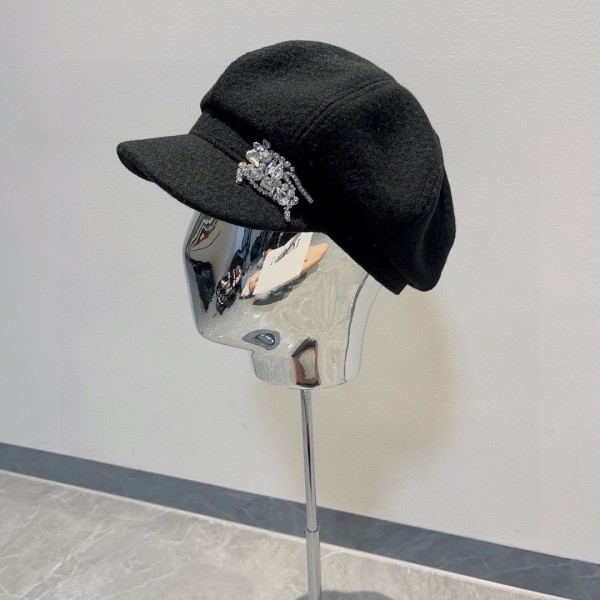 新色登場☆ バーバリー  八角帽  偽物