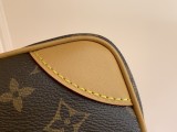 使い勝手良し ルイヴィトン メンズ 携帯電話バッグ 偽物M45236