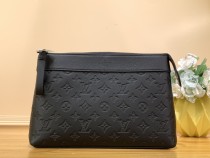 完売前に！ ルイヴィトン メンズ クラッチバッグ 偽物M82545