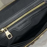 絶対欲しい！ ルイヴィトン メンズ クラッチバッグ 偽物