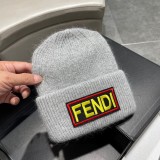 最安値挑戦 フェンディ ニット帽 偽物