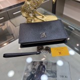 絶対欲しい！ ルイヴィトン メンズ クラッチバッグ 偽物
