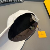 定番人気！フェンディ キャップ 偽物
