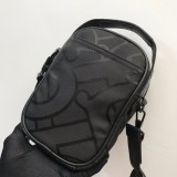 完売必至 バーバリー メンズ 携帯電話バッグ コピー
