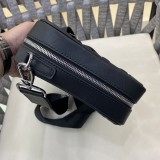 争奪戦 ルイヴィトン メンズ ショルダーバッグ スーパーコピー