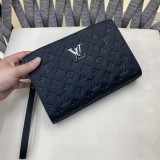 完売前に！ ルイヴィトン メンズ クラッチバッグ 偽物