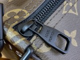 入手困難！ ルイヴィトン メンズ ショルダーバッグ 偽物M46796