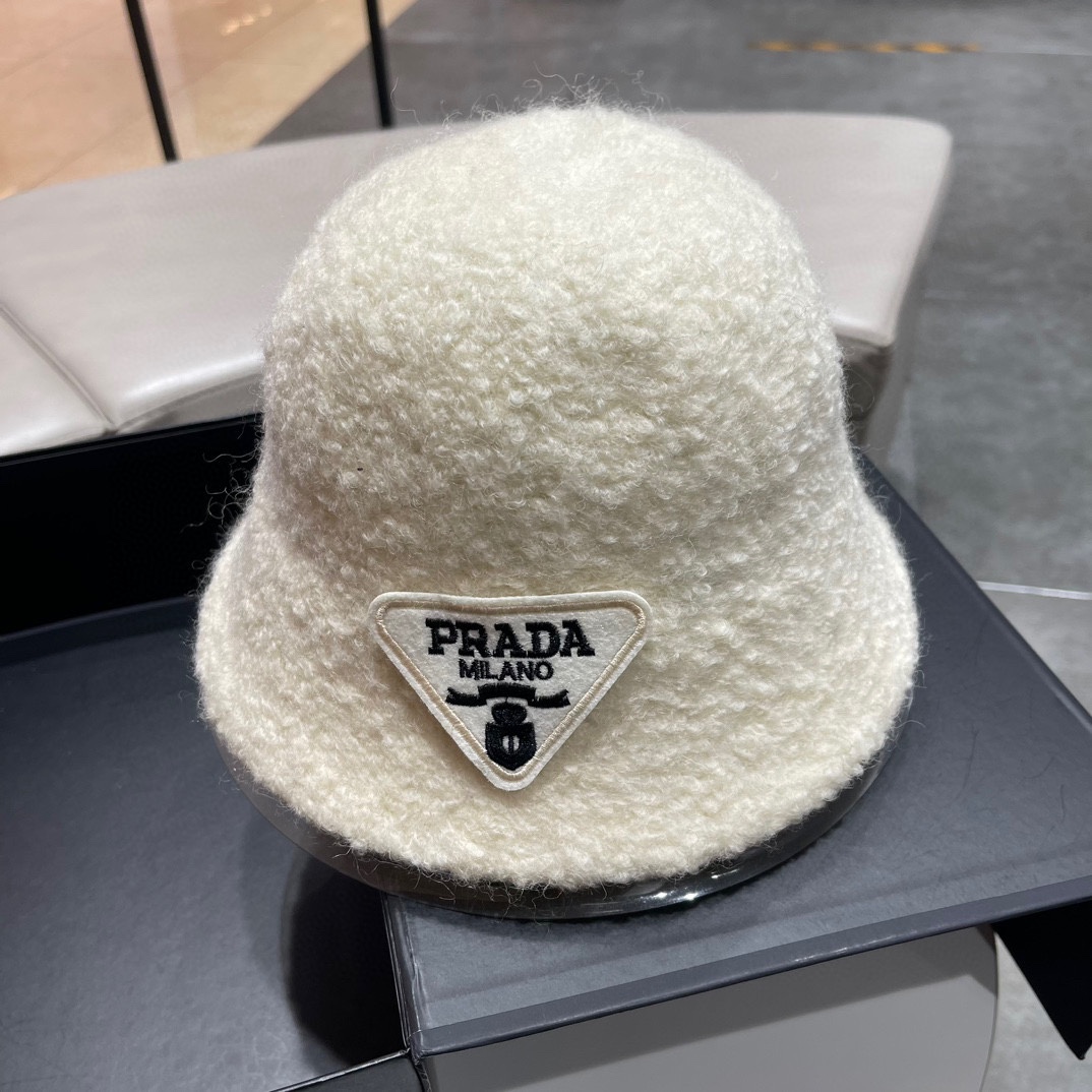 完売必至  プラダ ハット 偽物