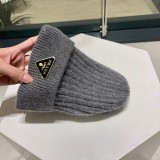 即発送！プラダ ニット帽  コピー
