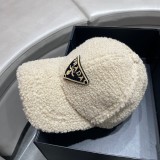 目を惹くカラー プラダ  キャップ コピー