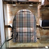 送料込 バーバリー メンズ バックパック スーパーコピー