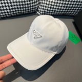 【限定カラー】プラダ キャップ 偽物