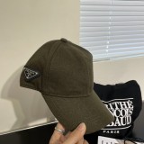 注目アイテム♡  プラダ  キャップ 偽物
