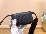 【大特価】 ルイヴィトン メンズ ショルダーバッグ コピーM23837