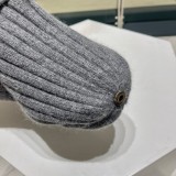 即発送！プラダ ニット帽  コピー