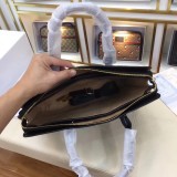 定番人気！ ルイヴィトン メンズ ブリーフケース 偽物