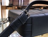 おすすめ バーバリー メンズ ブリーフケース 偽物