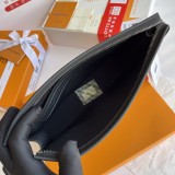 新色登場☆ ルイヴィトン メンズ クラッチバッグ 偽物 M61692