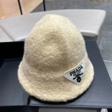 完売必至  プラダ ハット 偽物