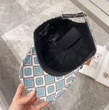 新色登場☆ プラダ キャップ 偽物