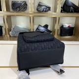 日本未入荷 ディオール メンズ バックパック 偽物