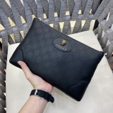 日本未入荷  グッチ メンズ クラッチバッグ 偽物