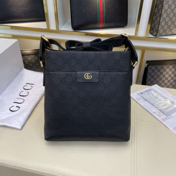 ☆超人気☆ グッチ メンズ ショルダーバッグ コピー