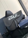 完売必至 ★ ディオール メンズ ボディバッグ 偽物093