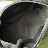 ★日本!!人気！ グッチ メンズ クラッチバッグ 偽物572767