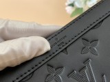 【限定カラー】  ルイヴィトン メンズ ショルダーバッグ コピーm81115