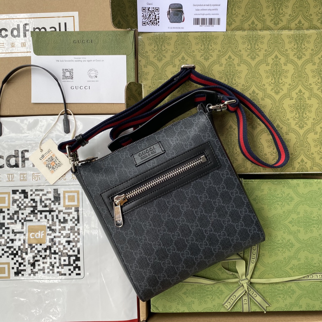 ☆超人気☆  グッチ メンズ ショルダーバッグ コピー523599