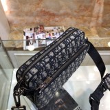 ★日本!!人気！ディオール メンズ ショルダーバッグ コピー1ADPO276YKY_H27E