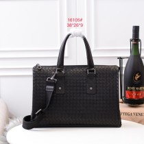 定番人気！ボッテガヴェネタ メンズ ブリーフケース コピー16105