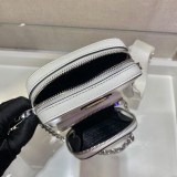 入手困難品！ プラダ メンズ 携帯電話バッグ コピー1BH183