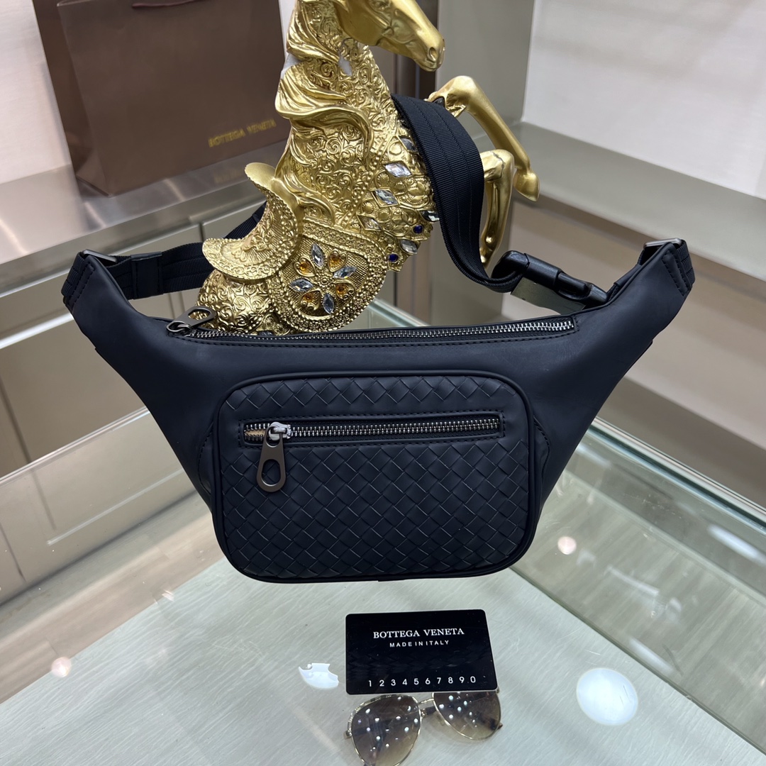 日本未入荷 メンズ ウエストポーチ▪ボディバッグ 偽物