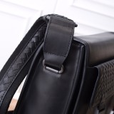 送料込 ボッテガヴェネタ メンズ ショルダーバッグ コピー1930574