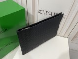 送料込 ボッテガヴェネタ メンズ クラッチバッグ スーパーコピー
