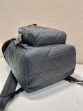 ☆超人気☆ プラダ メンズ バックパック コピー2VZ135