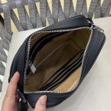 送料込  プラダ メンズ ショルダーバッグ スーパーコピー