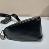 注目アイテム♡ プラダ メンズ ショルダーバッグ コピー1BH190