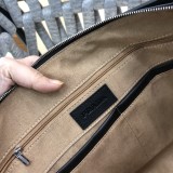 注目アイテム♡ プラダ メンズ ブリーフケース スーパーコピー