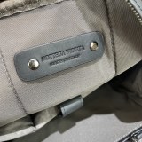 完売必至 ★ ボッテガヴェネタ メンズ バックパック 偽物