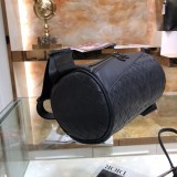 高品質♪♪♪ ボッテガヴェネタ メンズ ボディバッグ 偽物