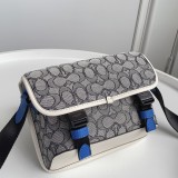 日本未入荷 コーチ メンズ ショルダーバッグ 偽物C8113